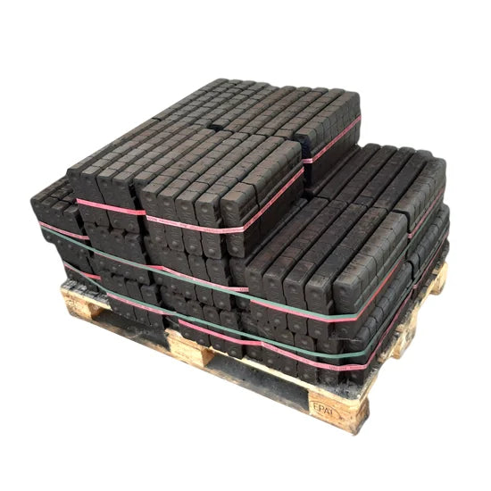 demi_lignitte_jpg.jpg 1/2 Palette briquettes de lignite – 20 paquets de 25 kg – Image 1